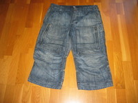 Pantacourt PEPE JEANS Taille W34 (=42/44) -- 3€