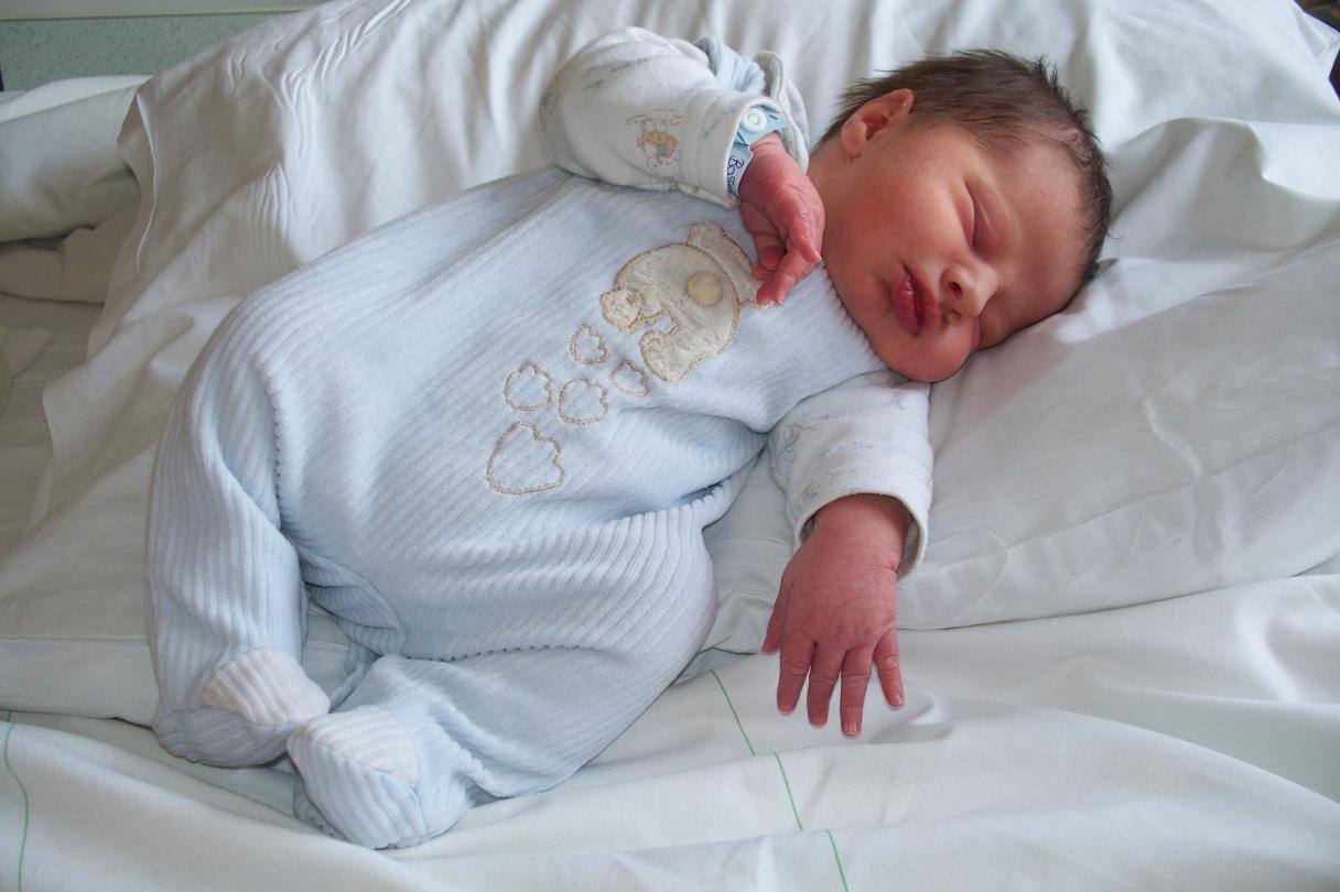 Mon Petit 5ieme Hesite Entre L Option Raide Ou Boucle Familles Nombreuses Forum Grossesse Amp Bebe Doctissimo