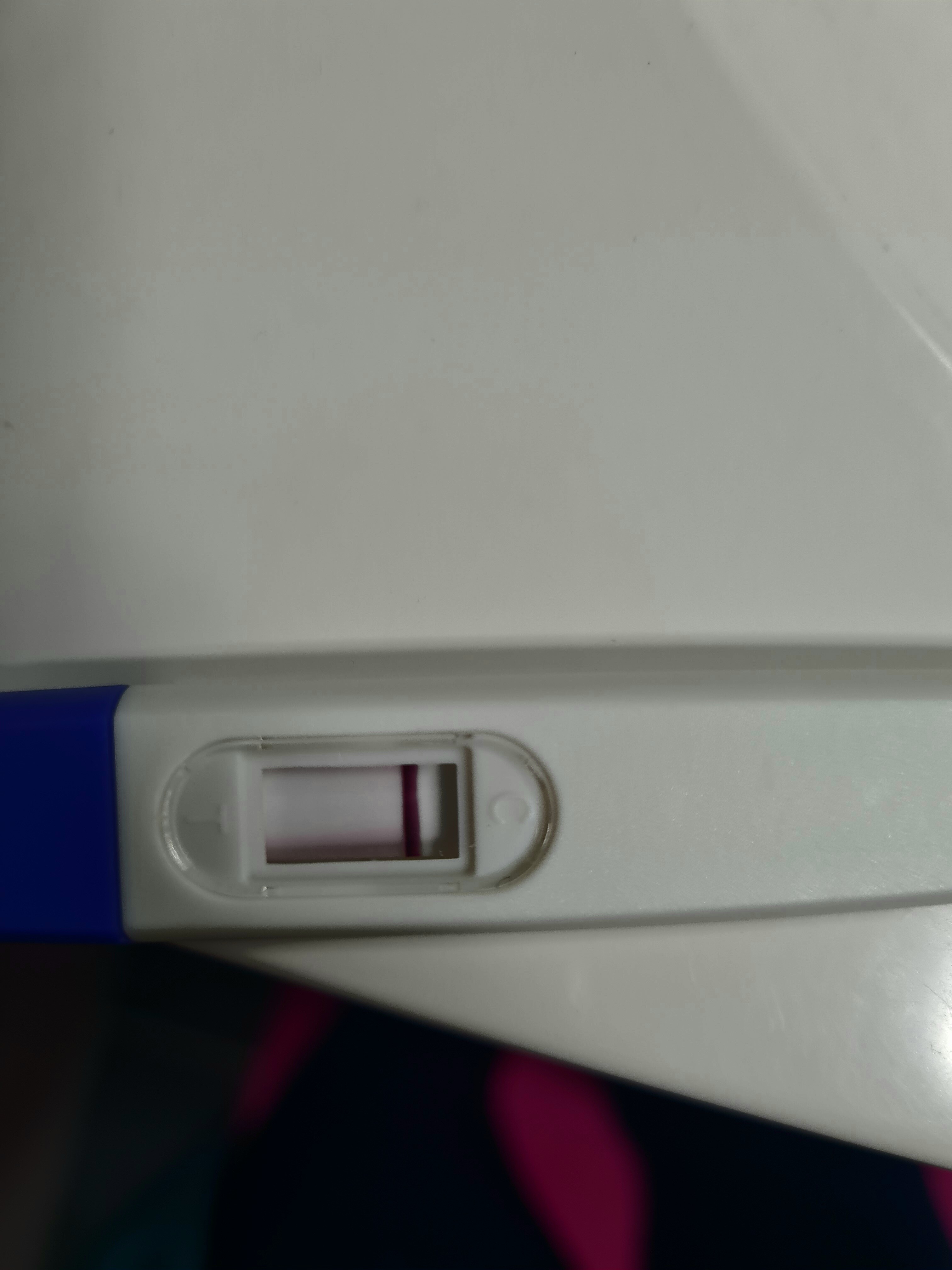 Tests qui foncent et bhcg à 4 - Tests et symptômes de grossesse ...