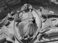 10 Chartres la cathédrale Christ en gloire