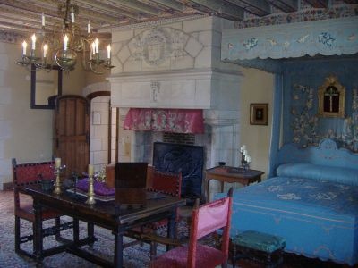 24l Château de Montpoupon chambre du Roi 37 I&L