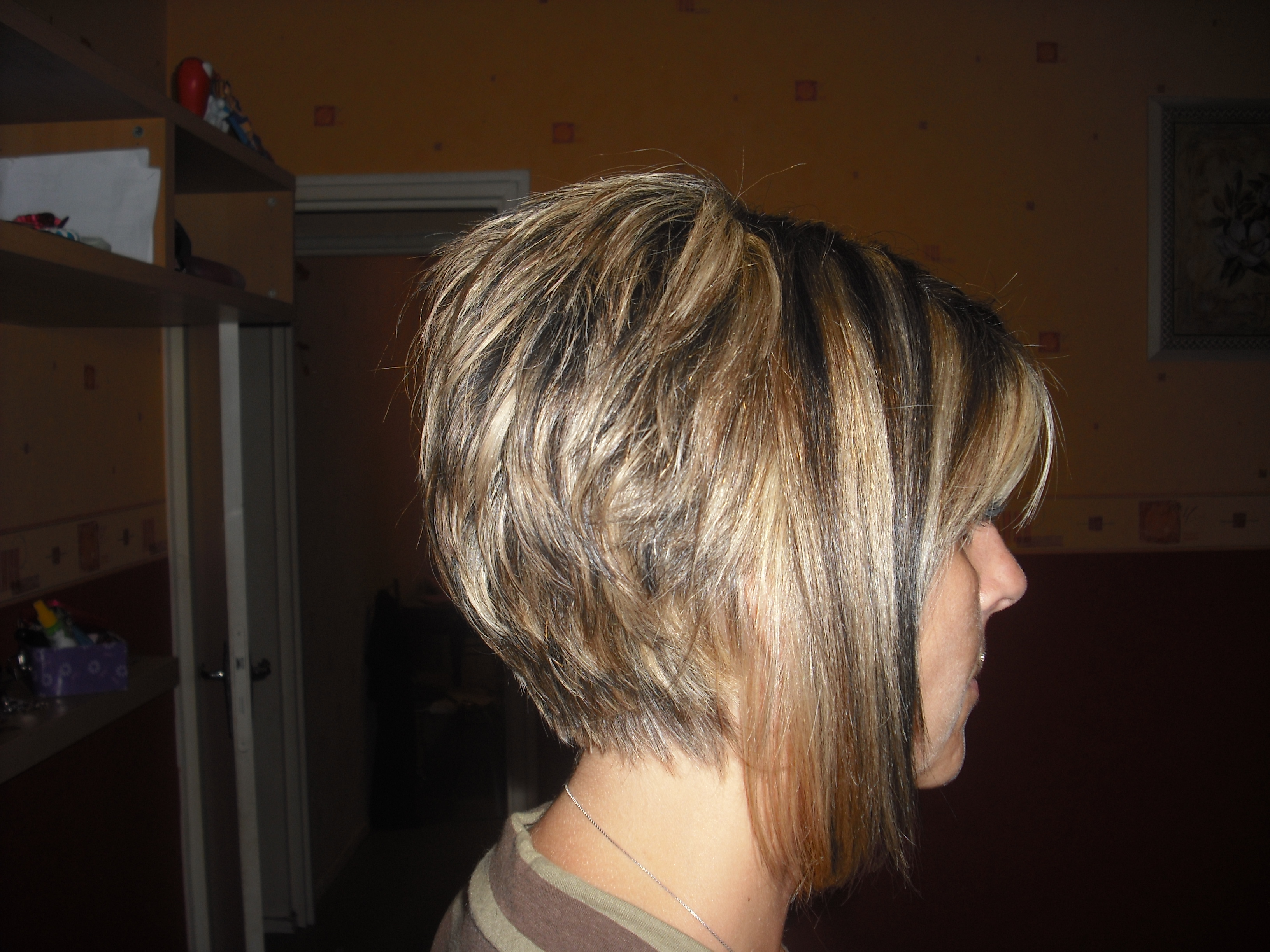 Coupe Cheveux Court Derriere Et Mi Long Devant Coiffures