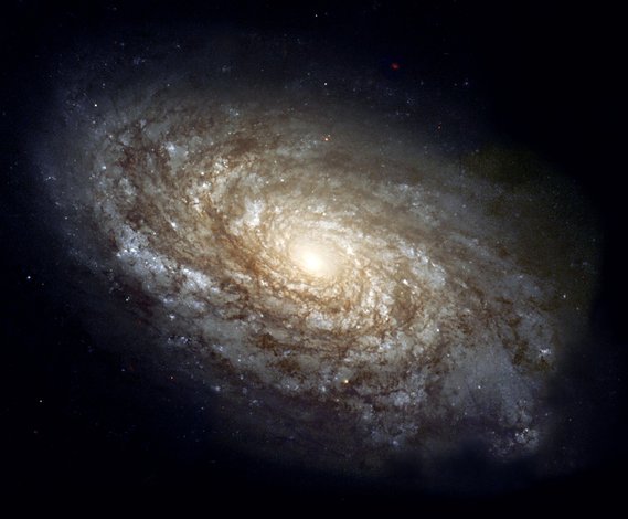 galaxie spirale NGC 4414 (télescope Hubble)