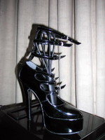 chaussures noirs a brides talon 16cm bis 16,50