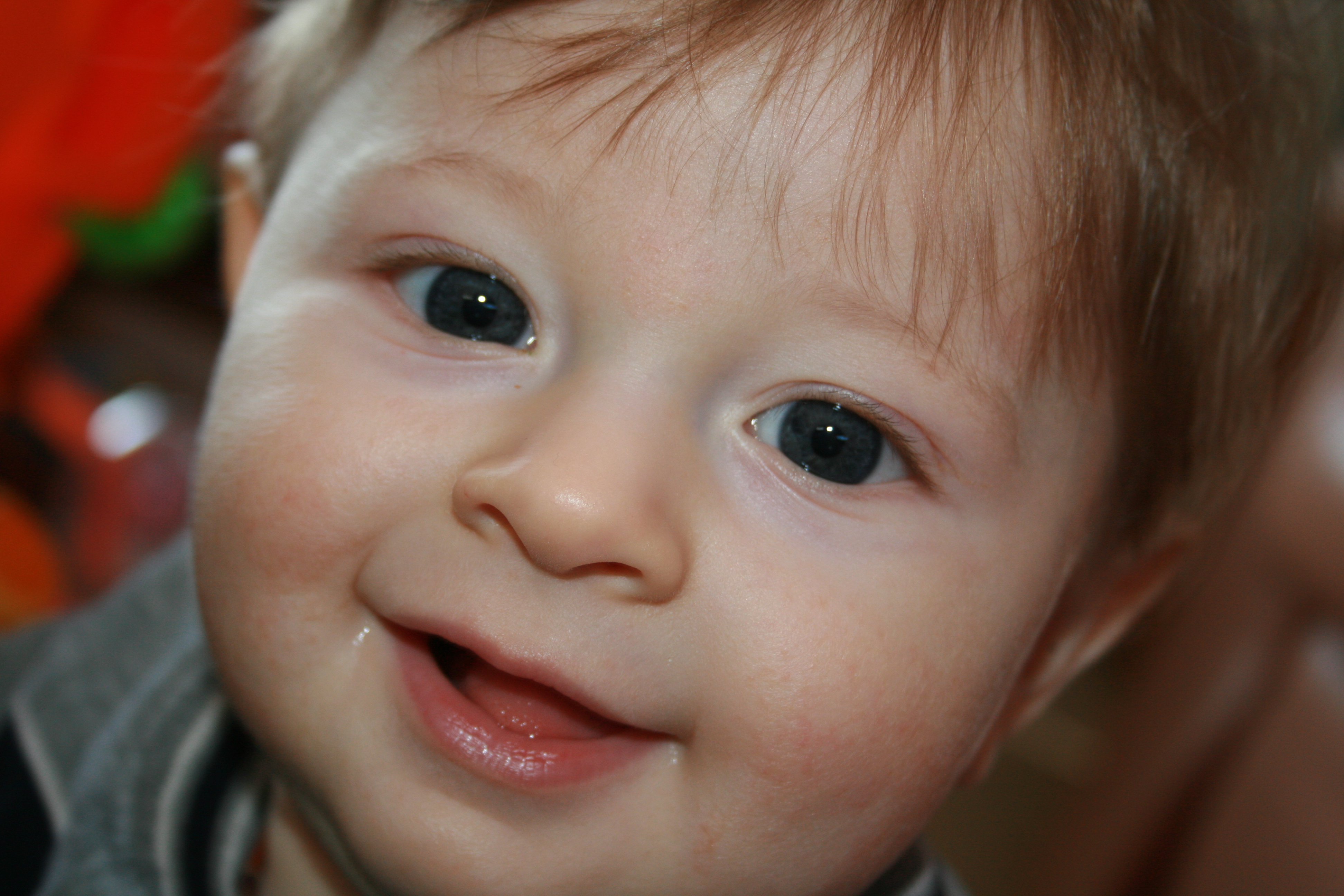 A Vos Paris Couleur Des Yeux Prise 2 Mamans Et Futures Mamans Du Quebec Forum Grossesse Amp Bebe Doctissimo