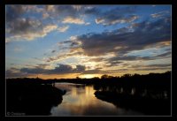 coucher de soleil sur le fleuve