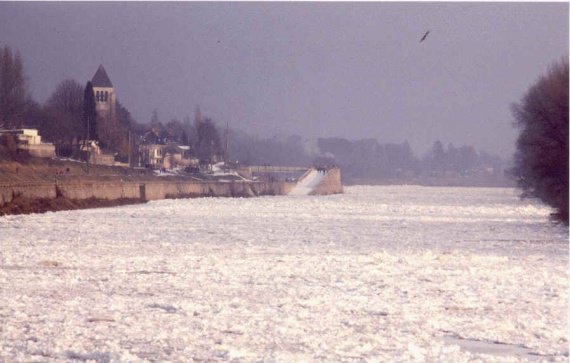 La Loire gelée pendant plusieurs jours