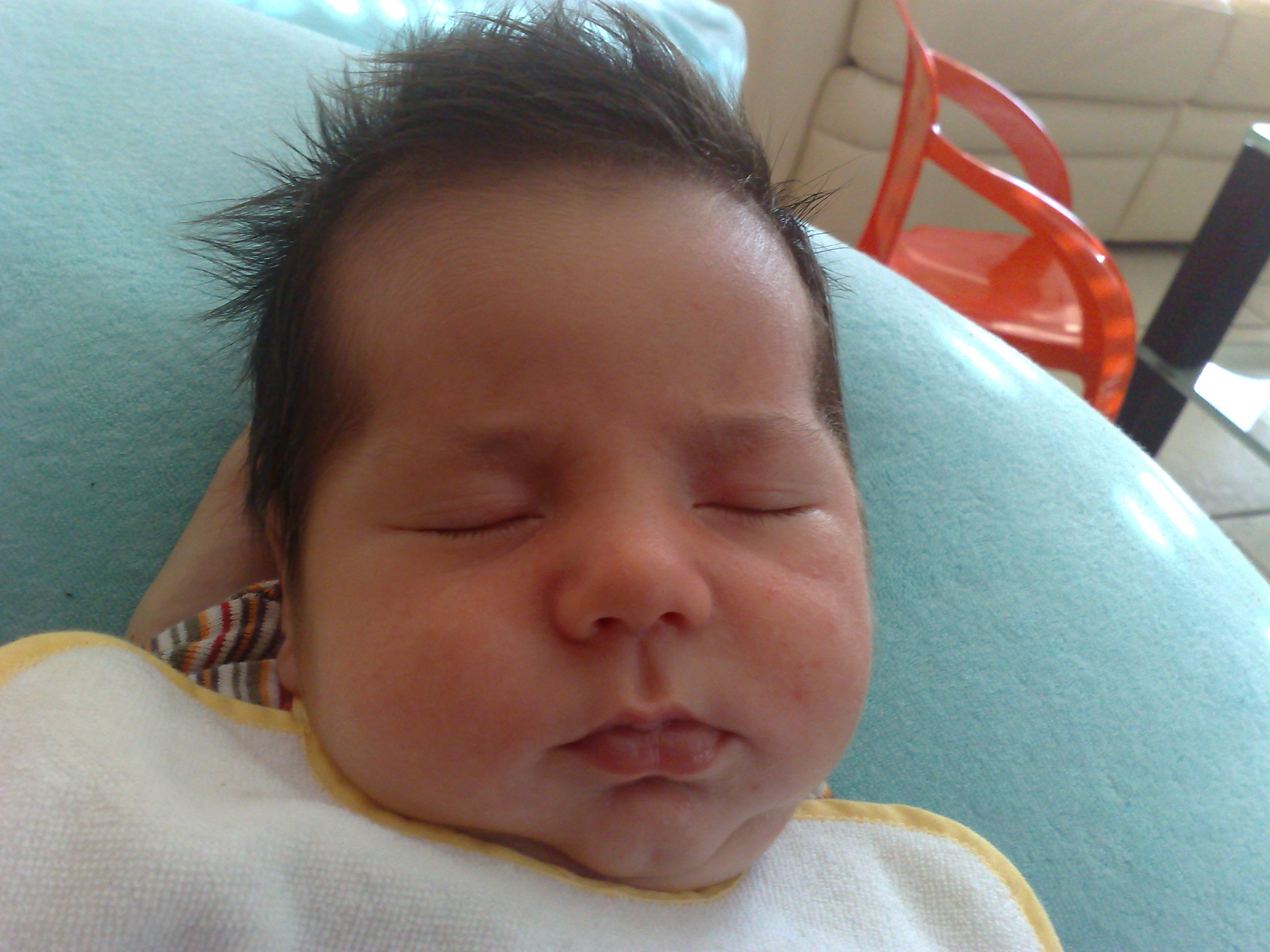 Bebes Chevelus Bebe Grandit Forum Grossesse Amp Bebe Doctissimo Bebes Chevelus Bebe Grandit Forum Grossesse Amp Bebe Doctissimo