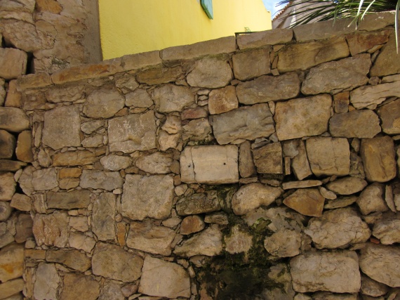 mur pierres sèches La Cadière