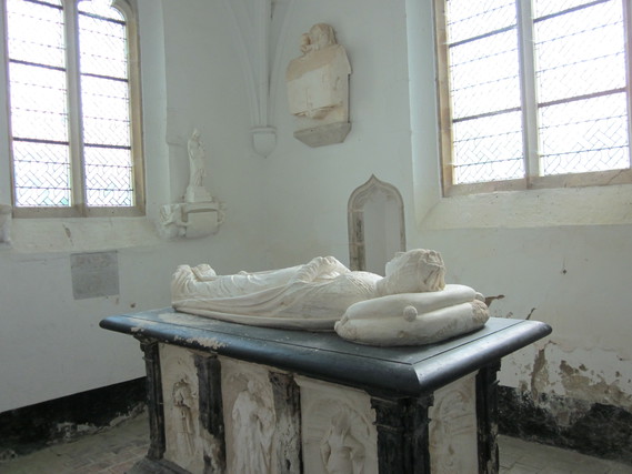 gisant Charlotte d'Albret, La Motte Feuilly