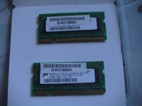 2 cartes memoire 512MO  DDR2  533 MHZ  TYPE SODIM 200 PINS   25 EUROS