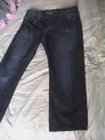 jean complices eagle taille 48    10 euros
