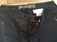 JEAN NOIR TAILLE 42   C ET A     YESSICA STRAIGHT    6 EUROS