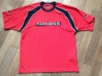 TEE shirt airness neuf taille L. 10 euros