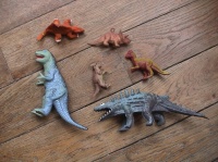 lot dinosaures  3 euros