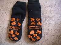 CHAUSSONS CHAUSSETTES HALLOWEEN  2.5 EUROS