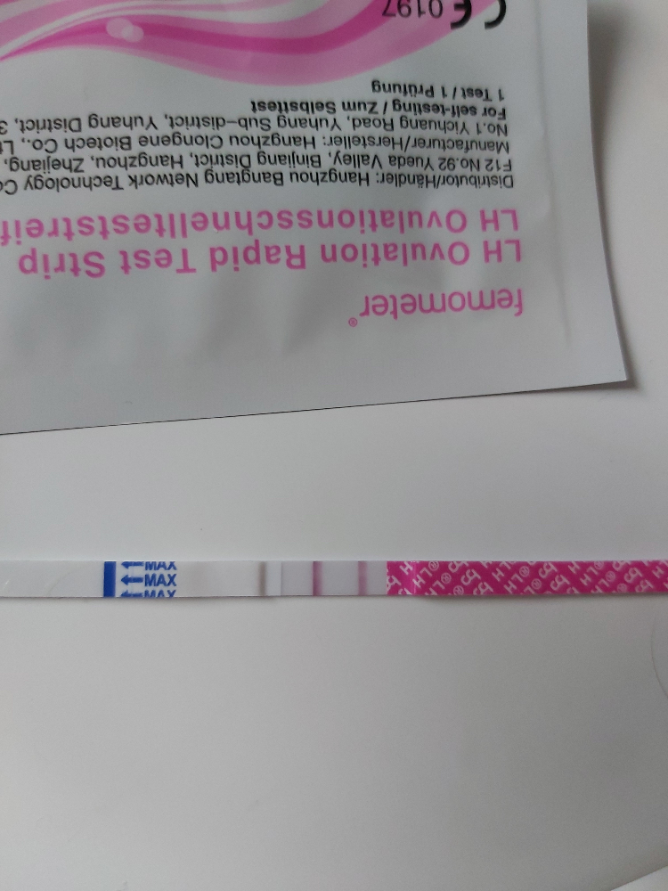Test ovulation + a 1 jours de retard.. Tests et symptômes de