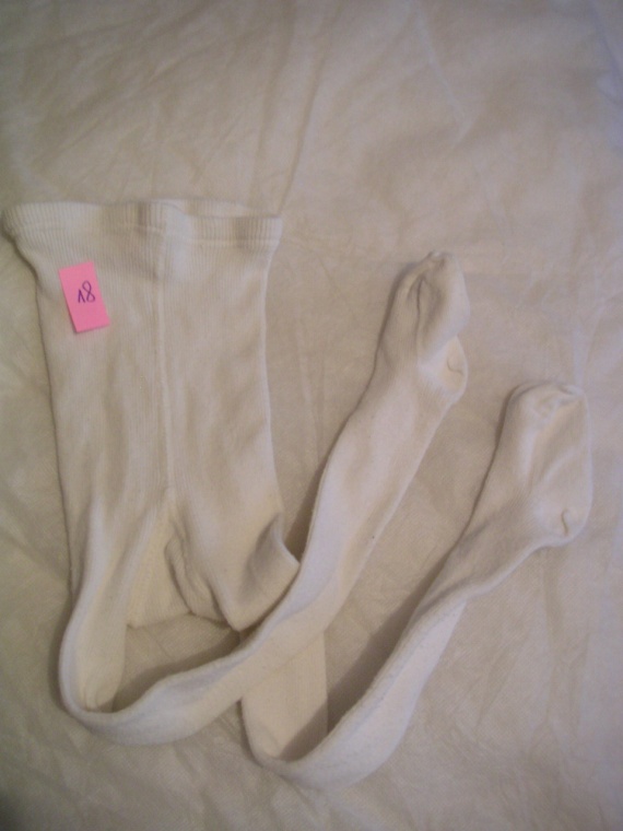 18 - collants taille 19/22 blanc - 1 €