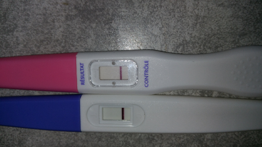 Test De Grossesse Action Barre Tres Pale barre très clair et fine - Tests et symptômes de grossesse - FORUM