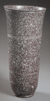 Vase-en-porphyre-Begram-514x1024