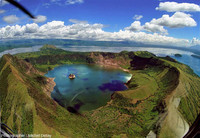 30-lac-Taal-Philippines