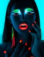 fluorescent-makeup
