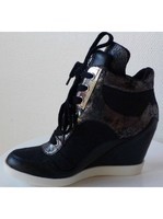 chaussure-guess-