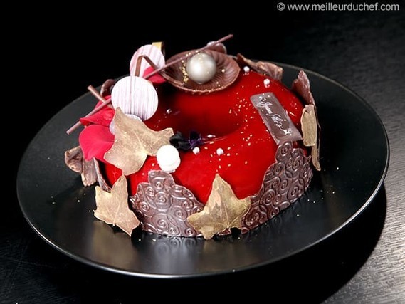 couronne-noel-chocolat-coeur-fruits-rouges-