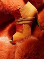 orange-shoes-