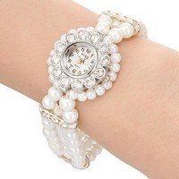 montre-bracelet avec-des-perles