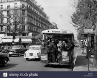 paris-commuters-