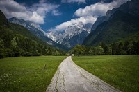 Mountains_Roads