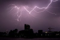 7793510922_un-orage-au-dessus-de-bordeaux-le-18-juillet-2017