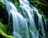 http___img.wallpapers-zone.com_wallpapers_paysages_chutes_chutes_58010