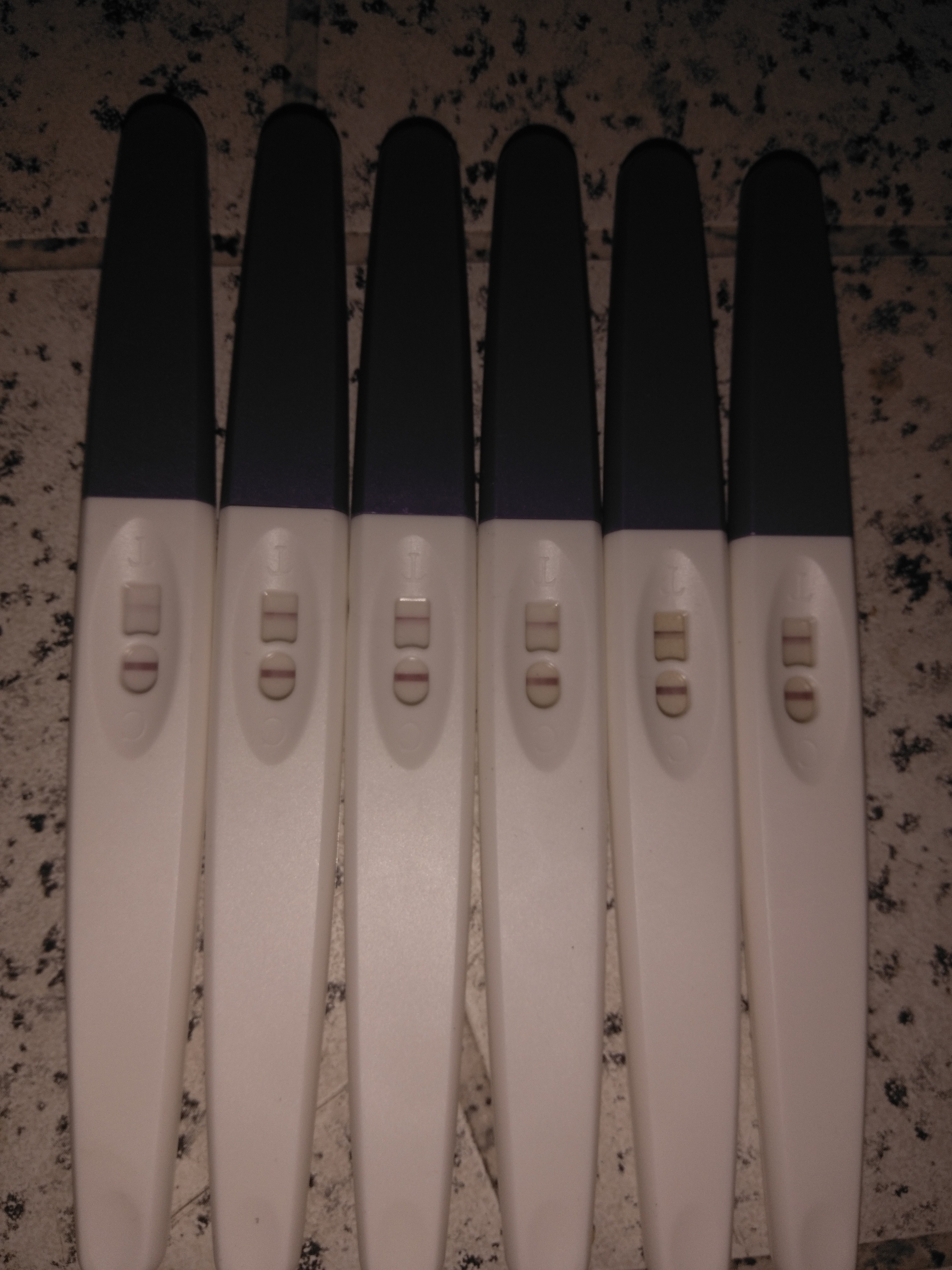 Teste Ovulation Chez Action Positif Lendemain Negatif Tests Et Symptomes De Grossesse Forum Grossesse Amp Bebe Doctissimo