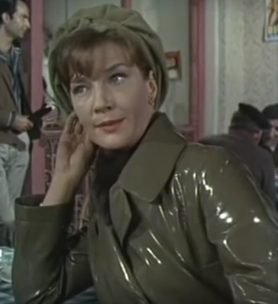Ann Lynn in Le Baron épisode 3 Something for a Rainy Day