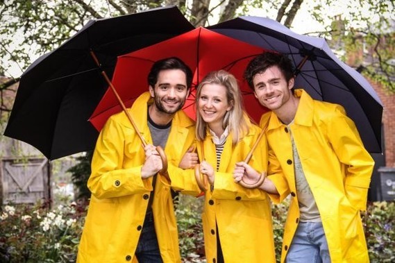 Matthew Croke, Eleanor Brown and Christian Edwards in Singin' in the Rain - version Elizabeth Newman