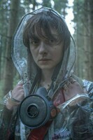 Angela Bundalovic in "The Rain" de Josefine Kirkeskov