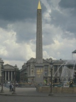 L'Obelisque sur les Champs Elysees
