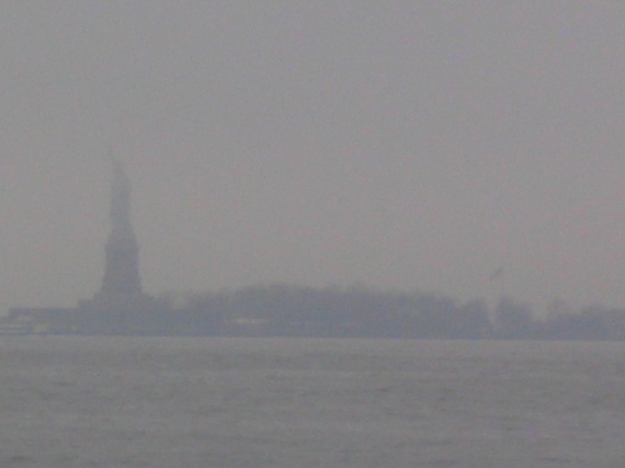 La Statue de la Liberte vue de Battery Park, New York City