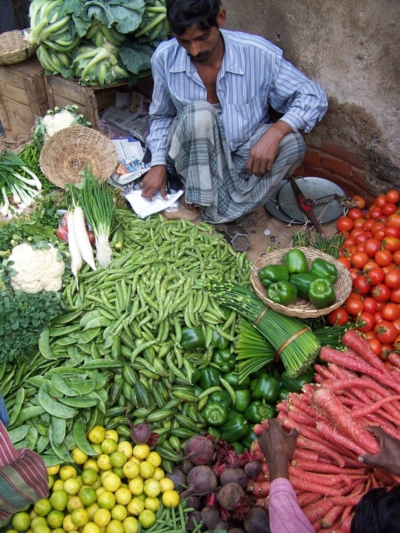 Le marche aux fruits et legumes, India