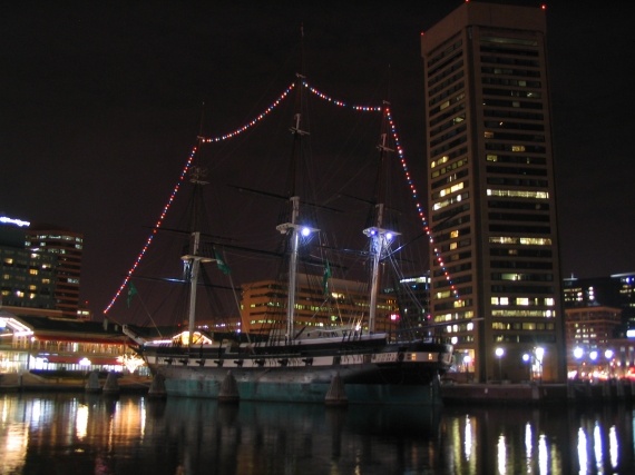 Baltimore, MD by night (Dec 27, 2005)