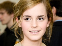 Emma-Watson-18_1600x1200