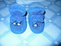 chausson rembouré bleu avec motif rigolo TTBE 3/6mois 5euros semelle nickel