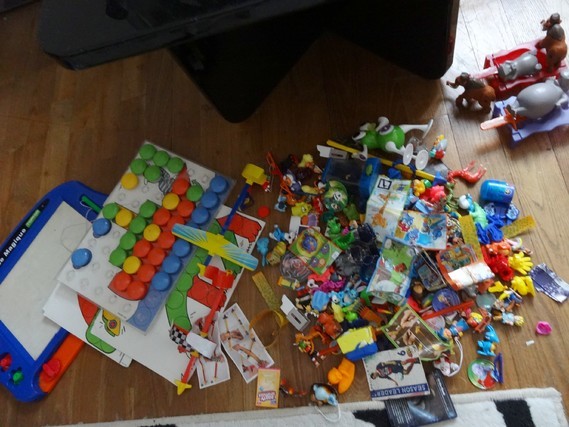 Colorino Ardoise Magique Jouets Kinder Divers 12euros Jouets Divers 2 Pages Melmike Photos Club Doctissimo Colorino Ardoise Magique Jouets Kinder Divers 12euros Jouets Divers 2 Pages Melmike Photos Club Doctissimo