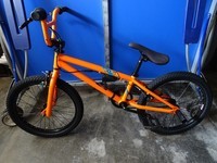 Vélo BMX SCOTT volt x 30 orange & noir