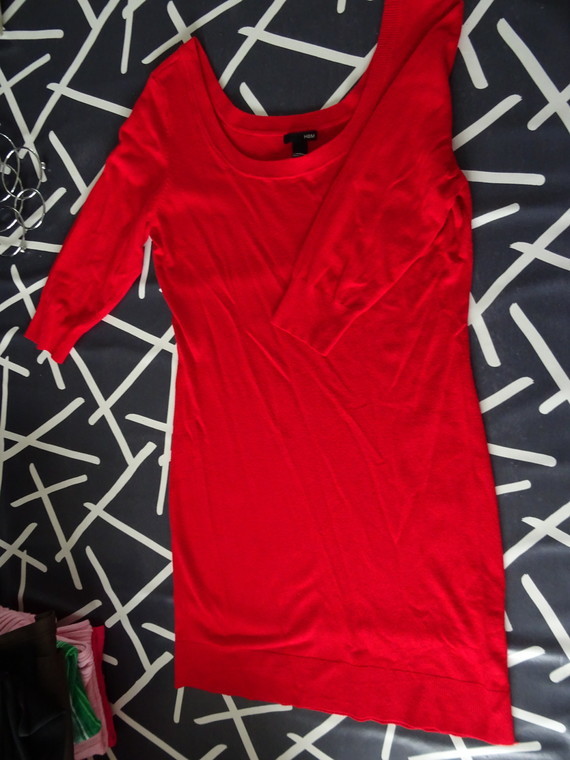 robe pull rouge H&M tbe manches 3/4 col rond taille L  TBE 9€
