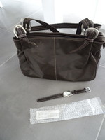 sac à main chocolat neuf avec montre assorti neuve et emballé LR 14euros