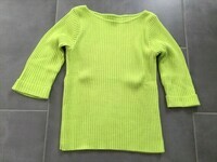 pull vert anis manches 3/4 tbe col rond 8euros taille 38