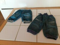 6 mois lot de  2 jeans DPAM (en haut) et OBAIBI 5 euros
